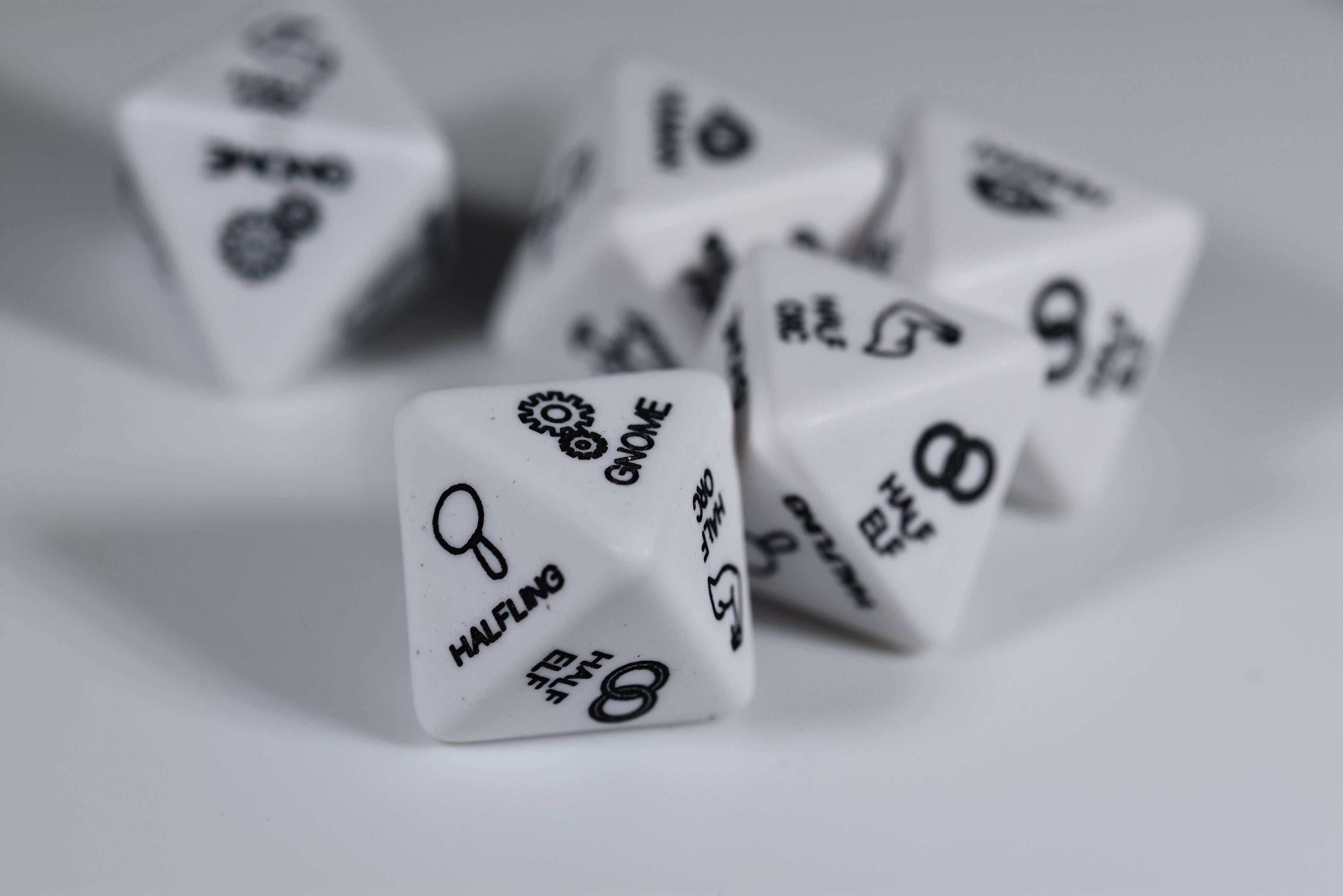 Chessex 3rd Edition Fantasy Races D8 Dice - The Adventurer's Choice for Character Selection and Random Encounters - 