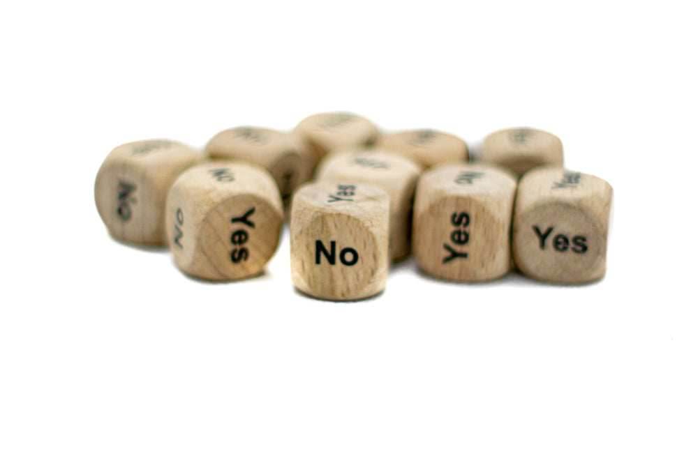 Yes/No Dice Wooden 16mm d6 w/Black Rounded Corners (sold per die) - Wood Dice - 