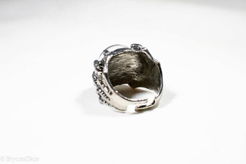 Dragon Eye Ring Silver Metal for Cosplay Game Night Dungeons and Dragons (purple/blue/red/yellow) - Blue
