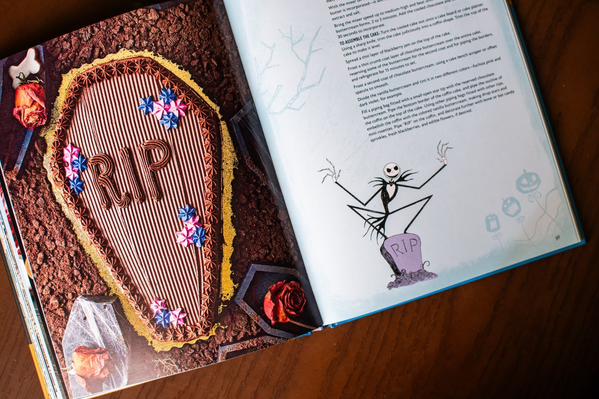 The Nightmare Before Christmas: The Official Baking Cookbook