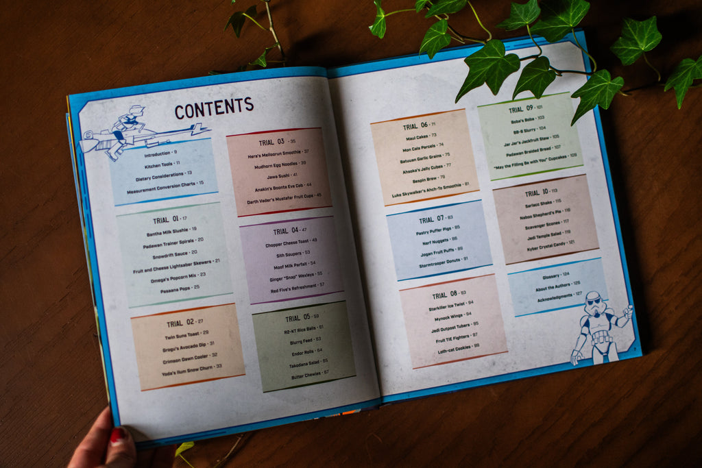 Star Wars: The Padawan Cookbook: Kid-Friendly Recipes from a Galaxy Far, Far Away