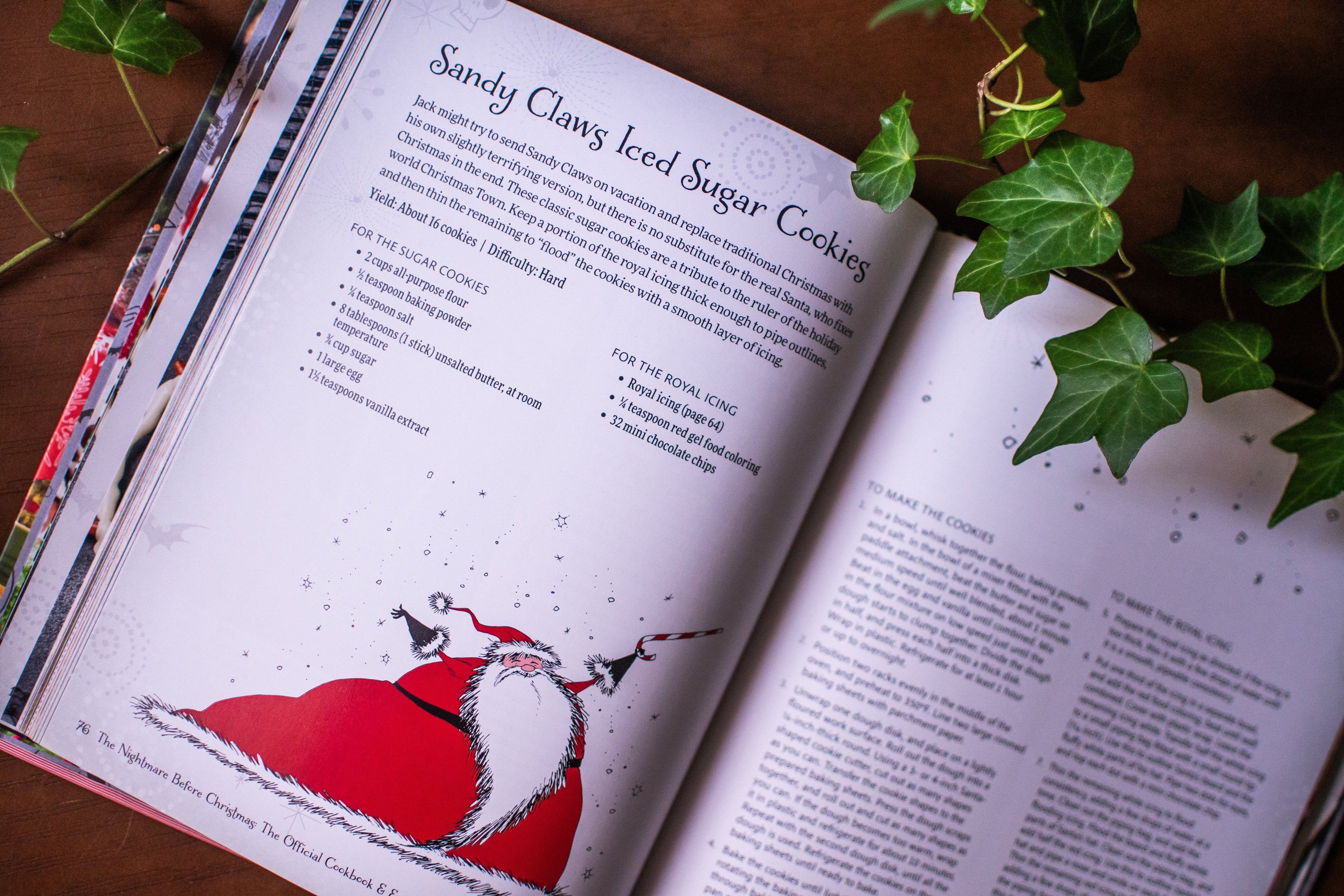 The Nightmare Before Christmas: The Official Cookbook & Entertaining Guide
