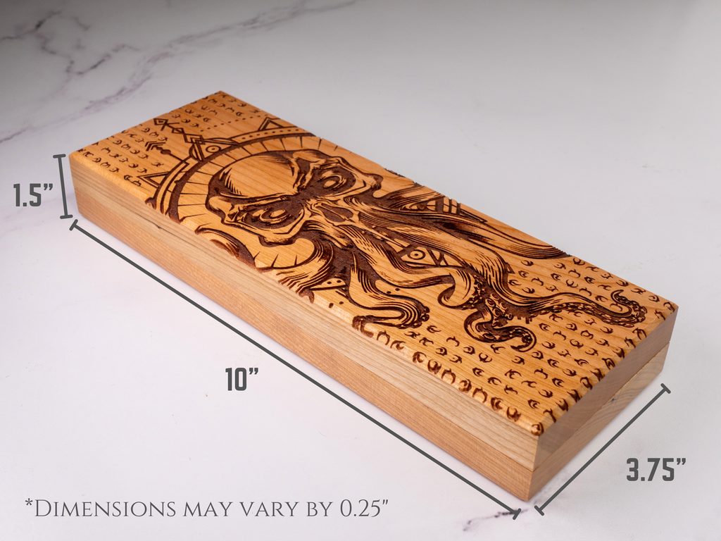 Cthulhu Rising | Engraved Dual Hex Dice Vault