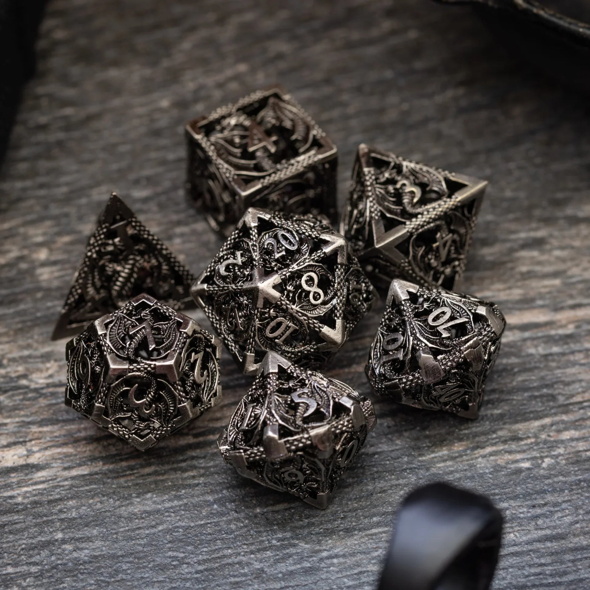Dragon Hollow Metal DND Dice Set