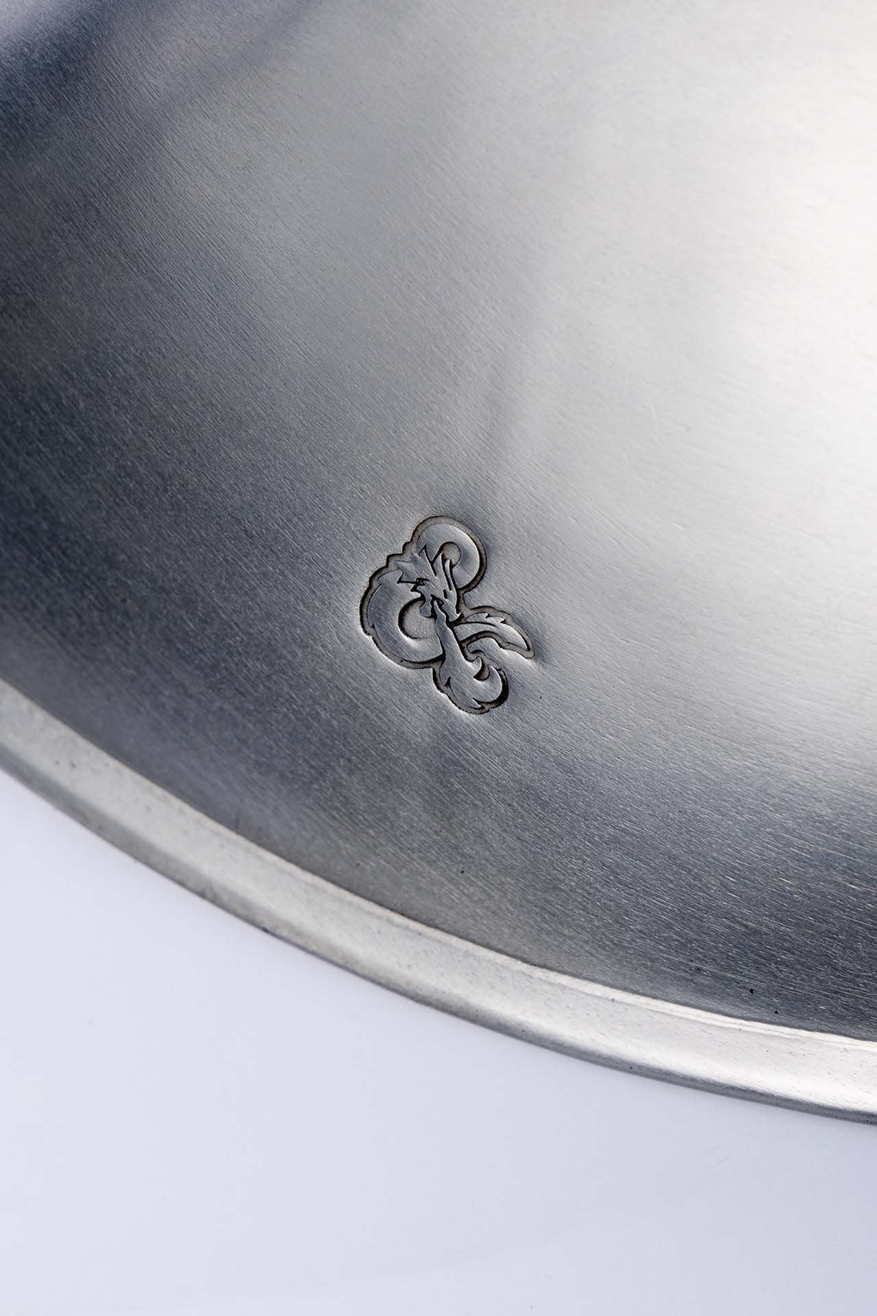 Dungeons & Dragons Steel Bracers polished