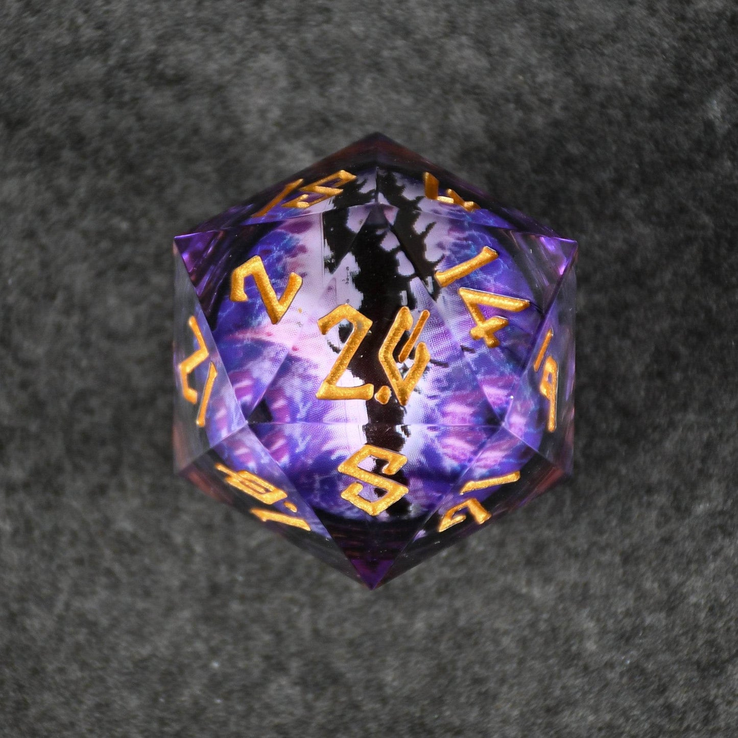 Enchanted Dragon (Black/Gold) Liquid Core 30mm D20 'PRE-ORDER | SPRING EVENT DEAL' - 