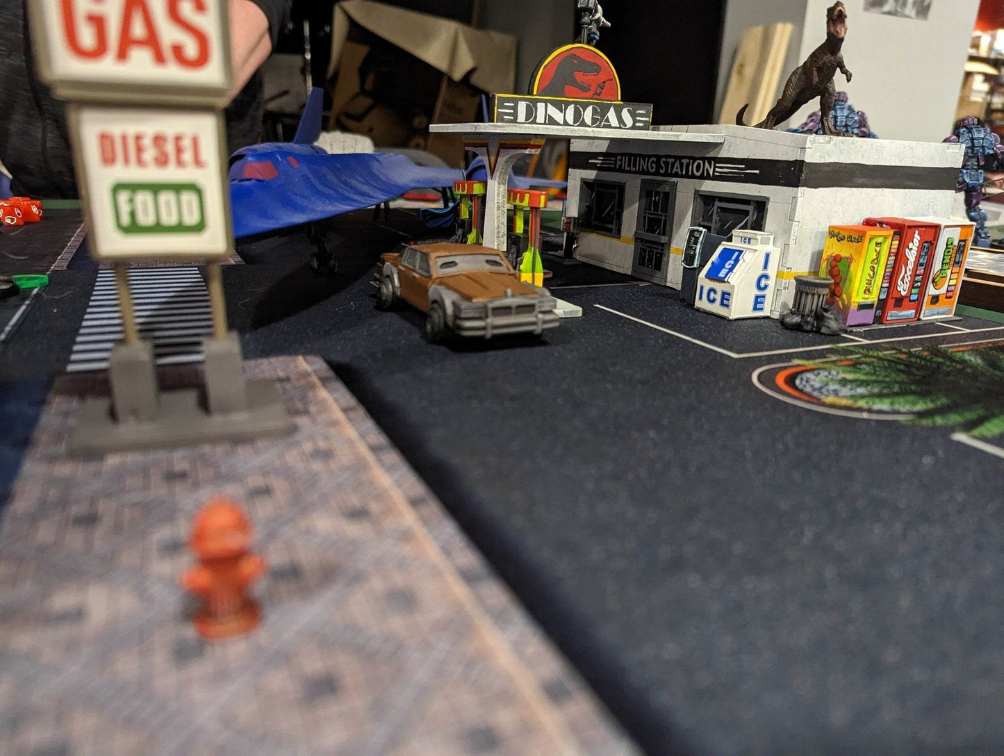 Modern City 1 - Neoprene Battle Mat - Warhammer, AoS, 40K, Kill Team, MCP, Shatterpoint, Legion, More - 36x36