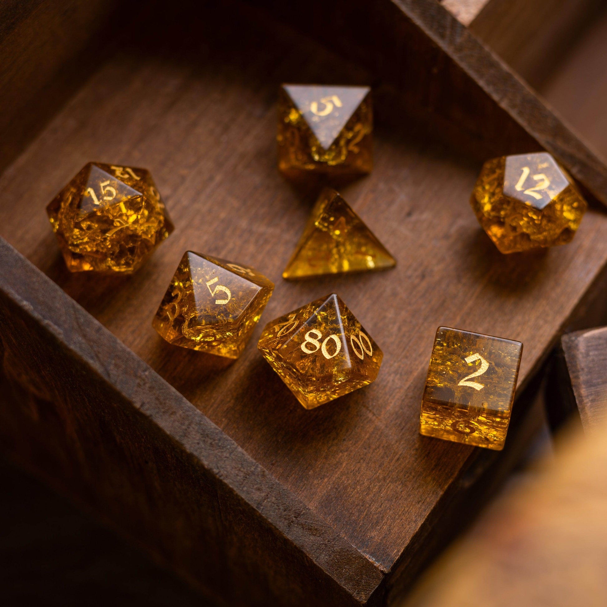 Gold Honey Lightning Cracked Glass DND Dice Set - Full Set And Free Dice Box