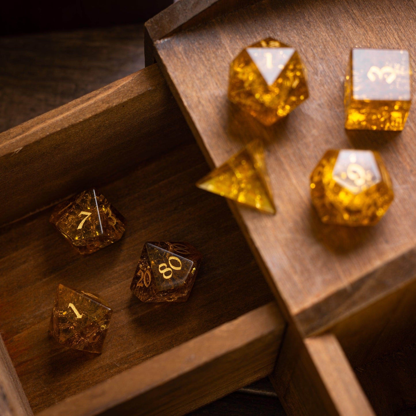 Gold Honey Lightning Cracked Glass DND Dice Set - Full Set And Free Dice Box