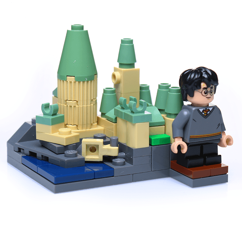Custom Mini Wizard's School with Harry Potter Minifigure - 