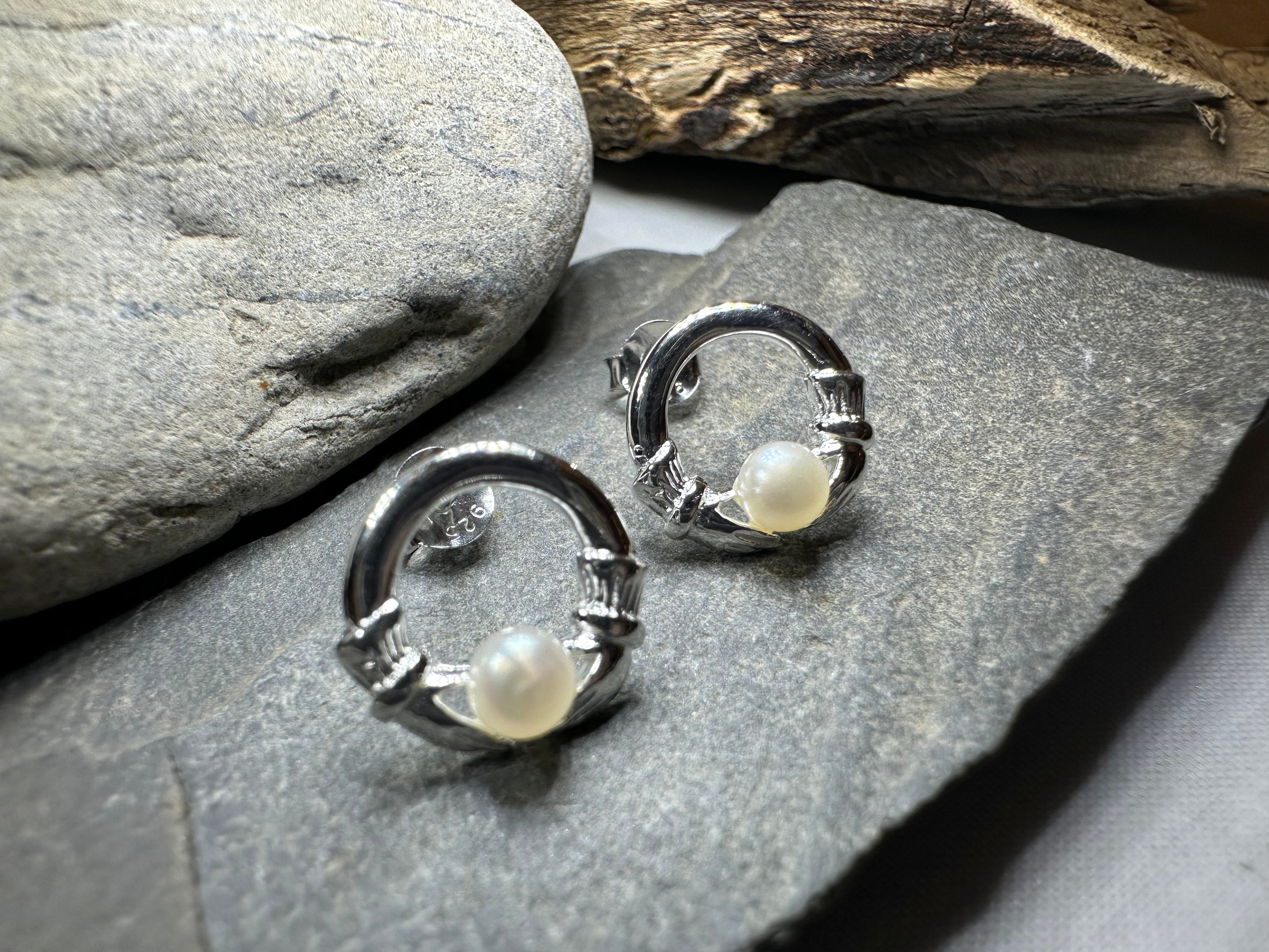 Straffan Claddagh Stud Earrings
