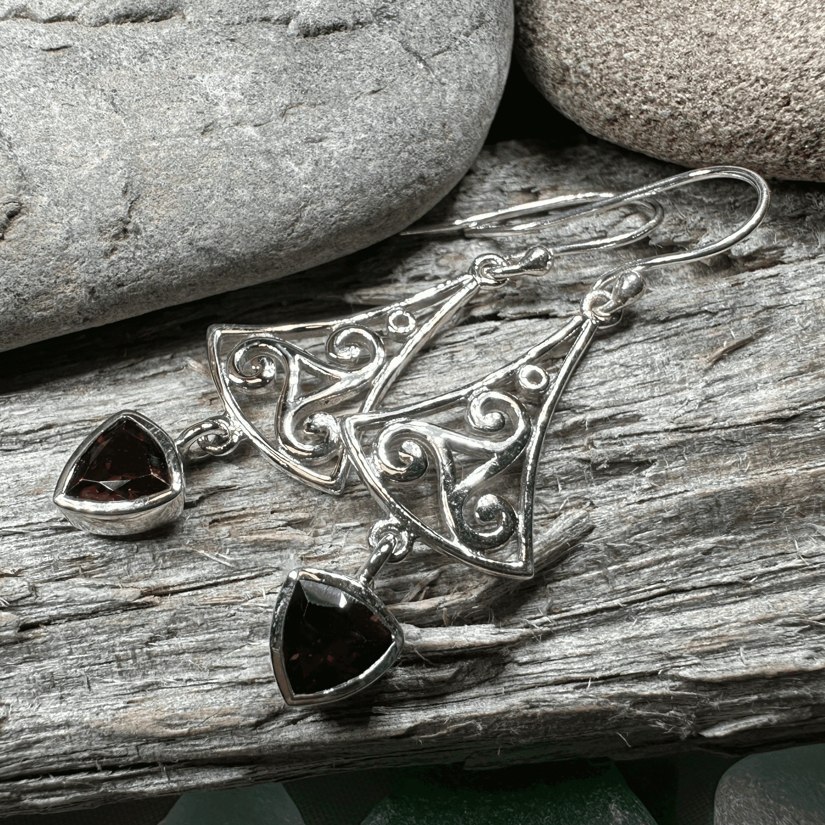 Teleri Triple Spiral Earrings - Garnet