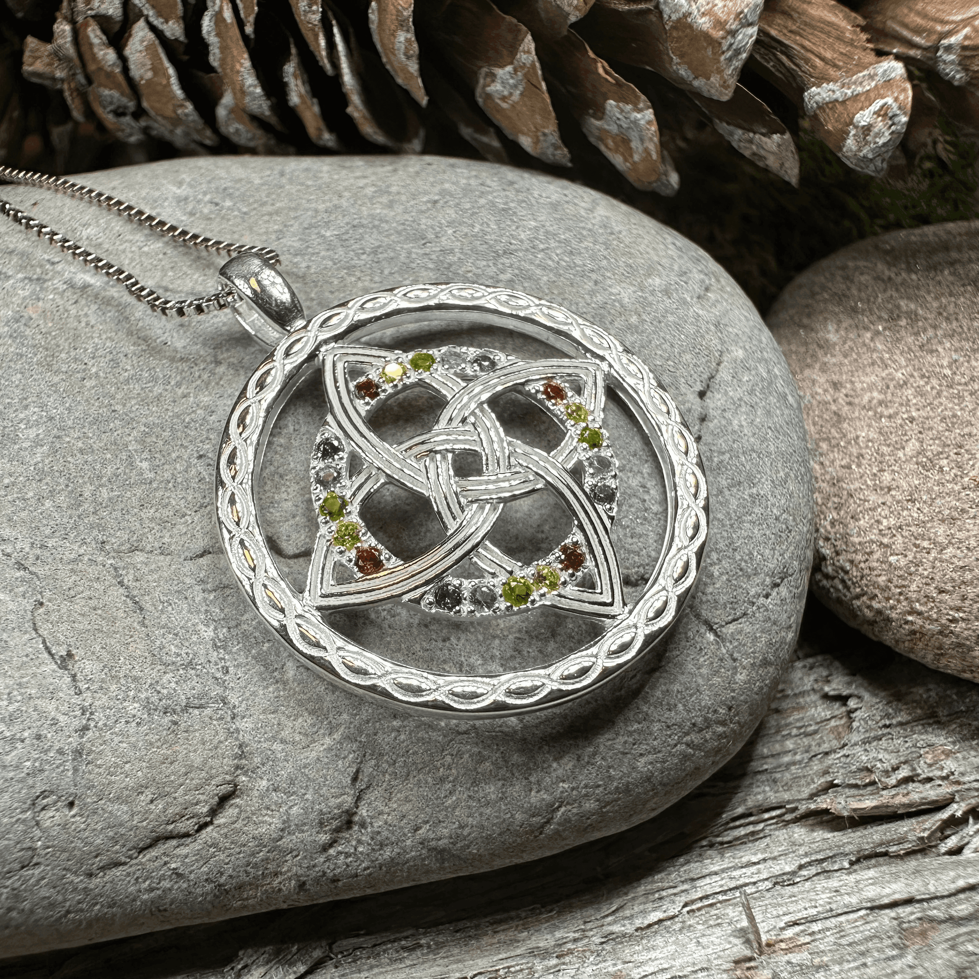 Colors of Ireland Celtic Knot Necklace - 18