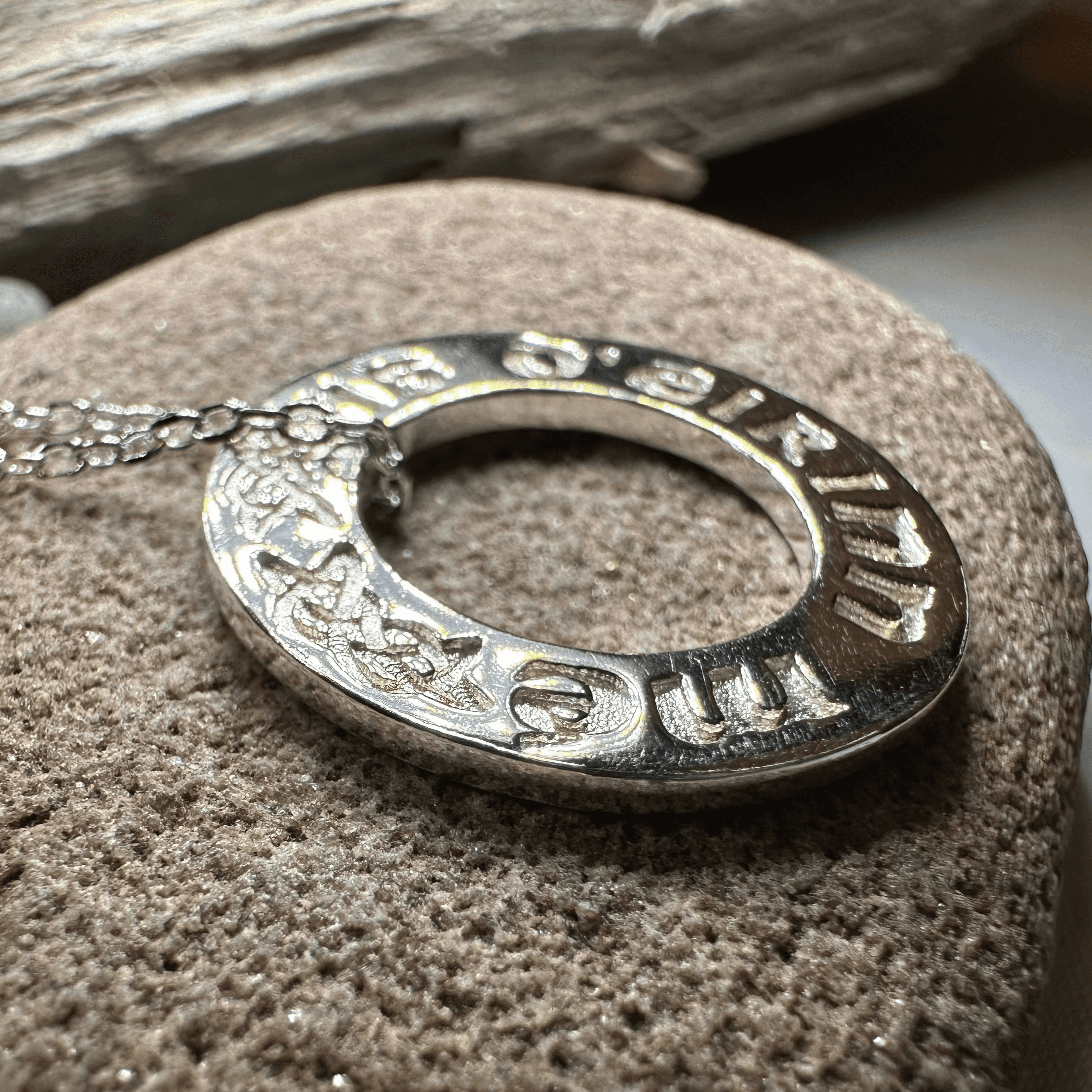 I Am Of Ireland Gaelic Necklace - 18