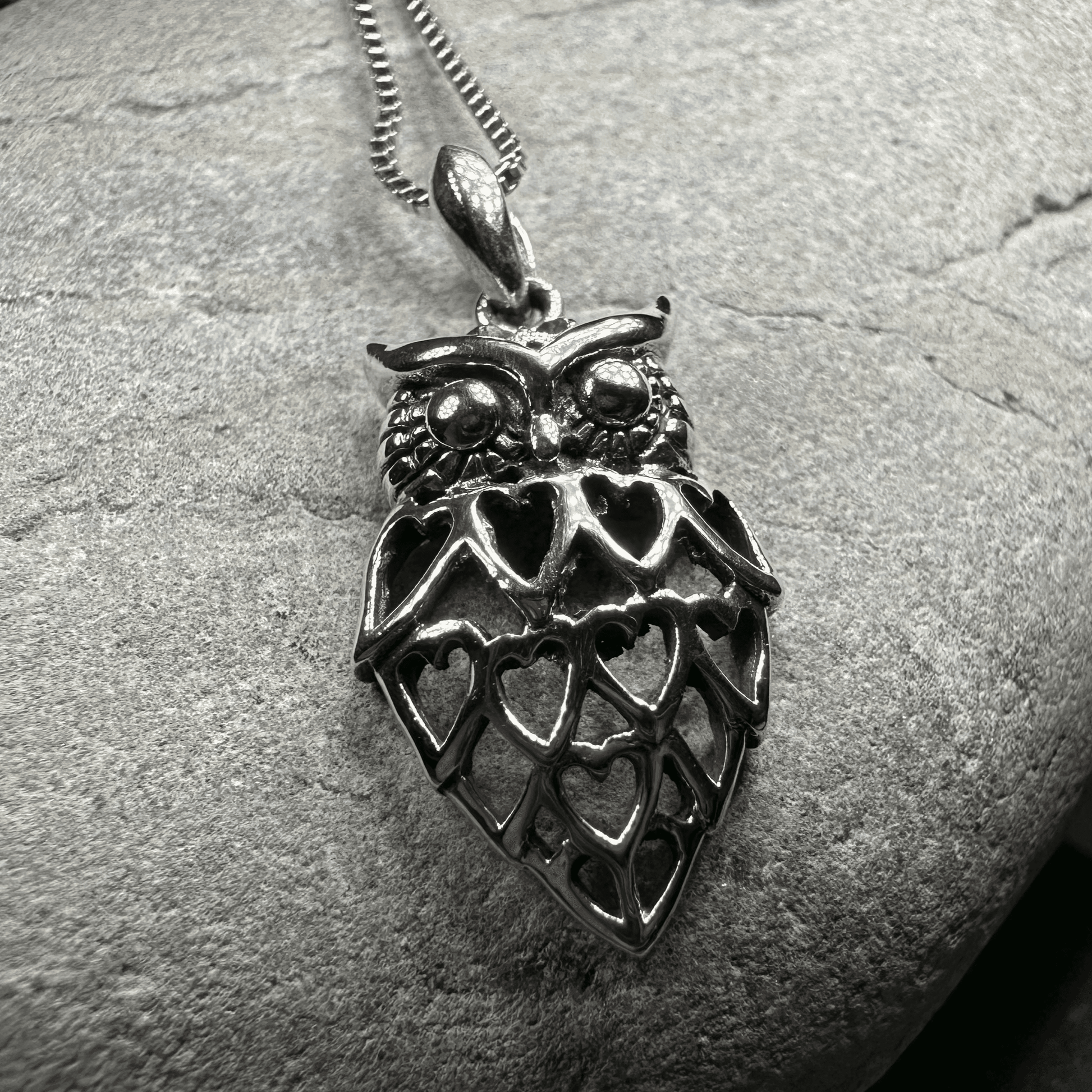 Eagna Owl Lover Necklace - 18