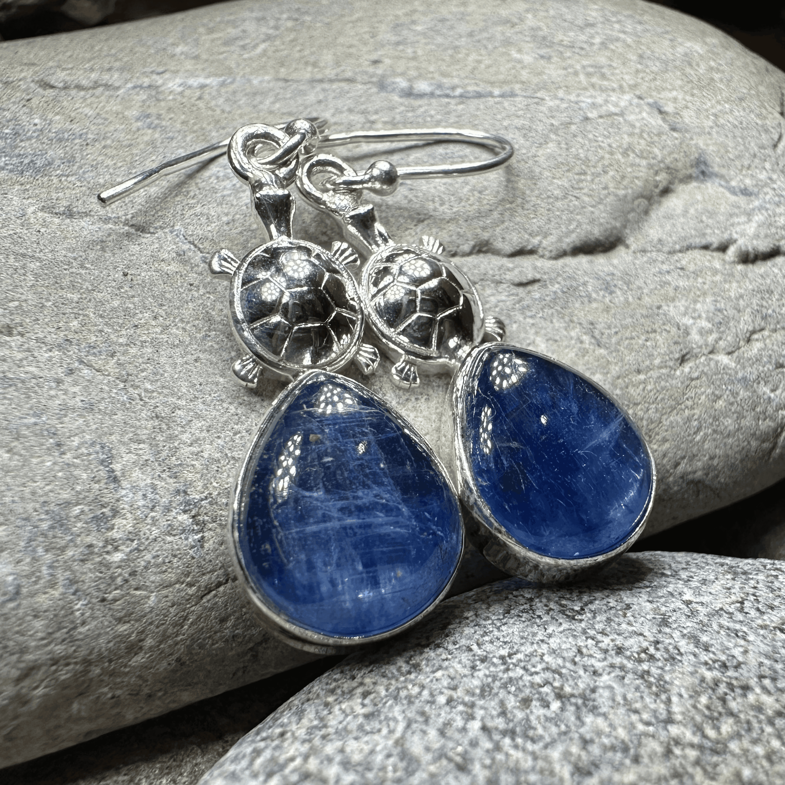 Friendly Turtle Earrings - 