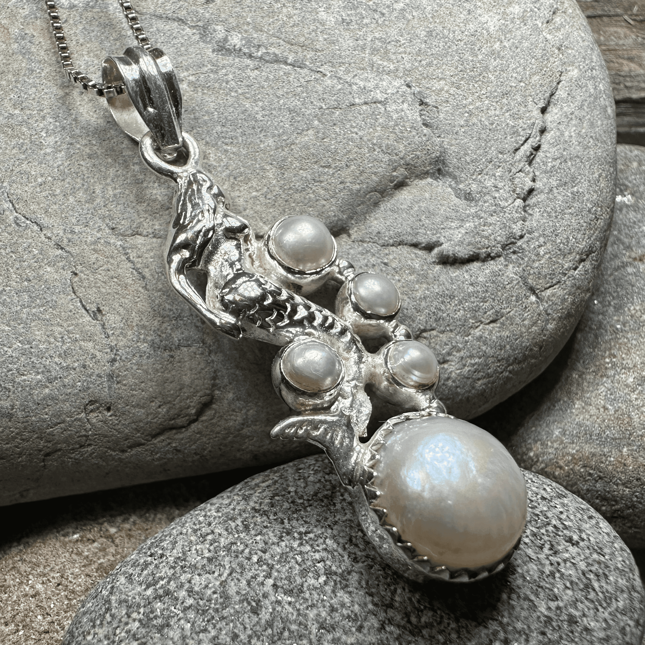 Marica Pearl Mermaid Necklace - 18