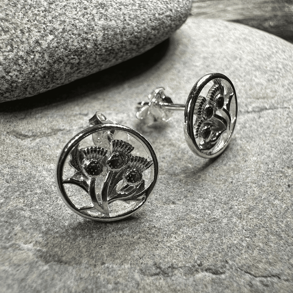 Dolina Thistle Stud Earrings - 