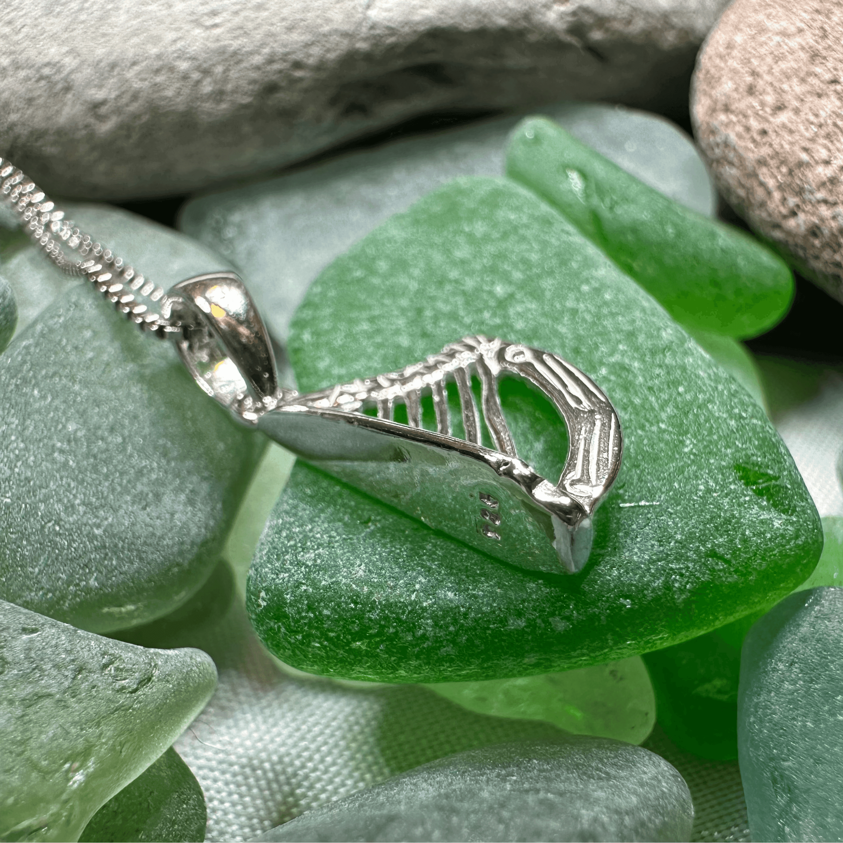 Petite Irish Harp Necklace - 18