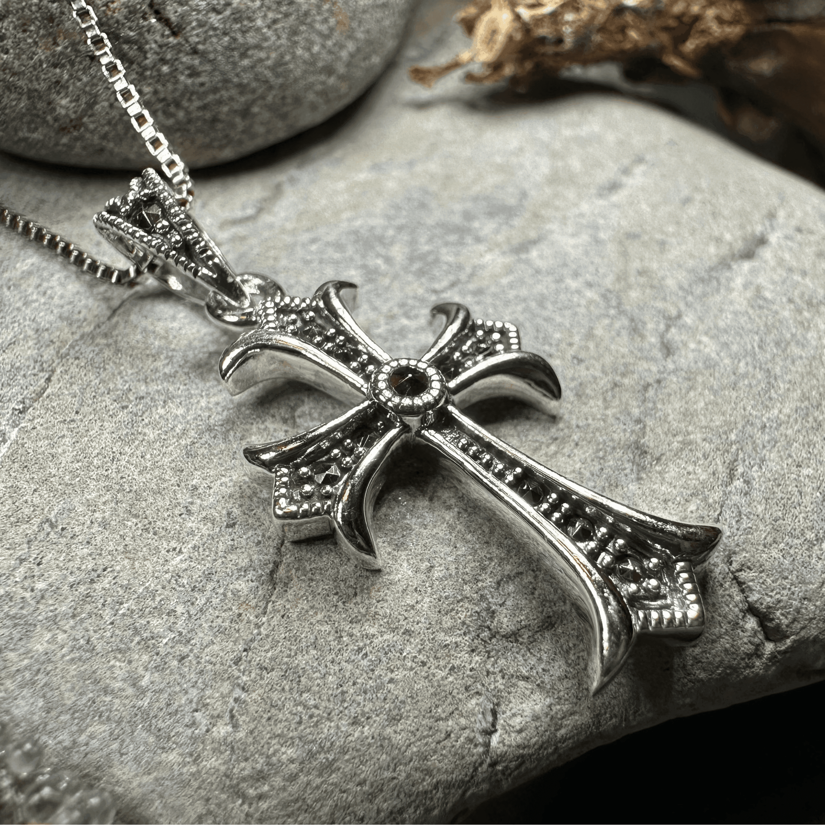 Petite Celtic Cross Necklace - 18
