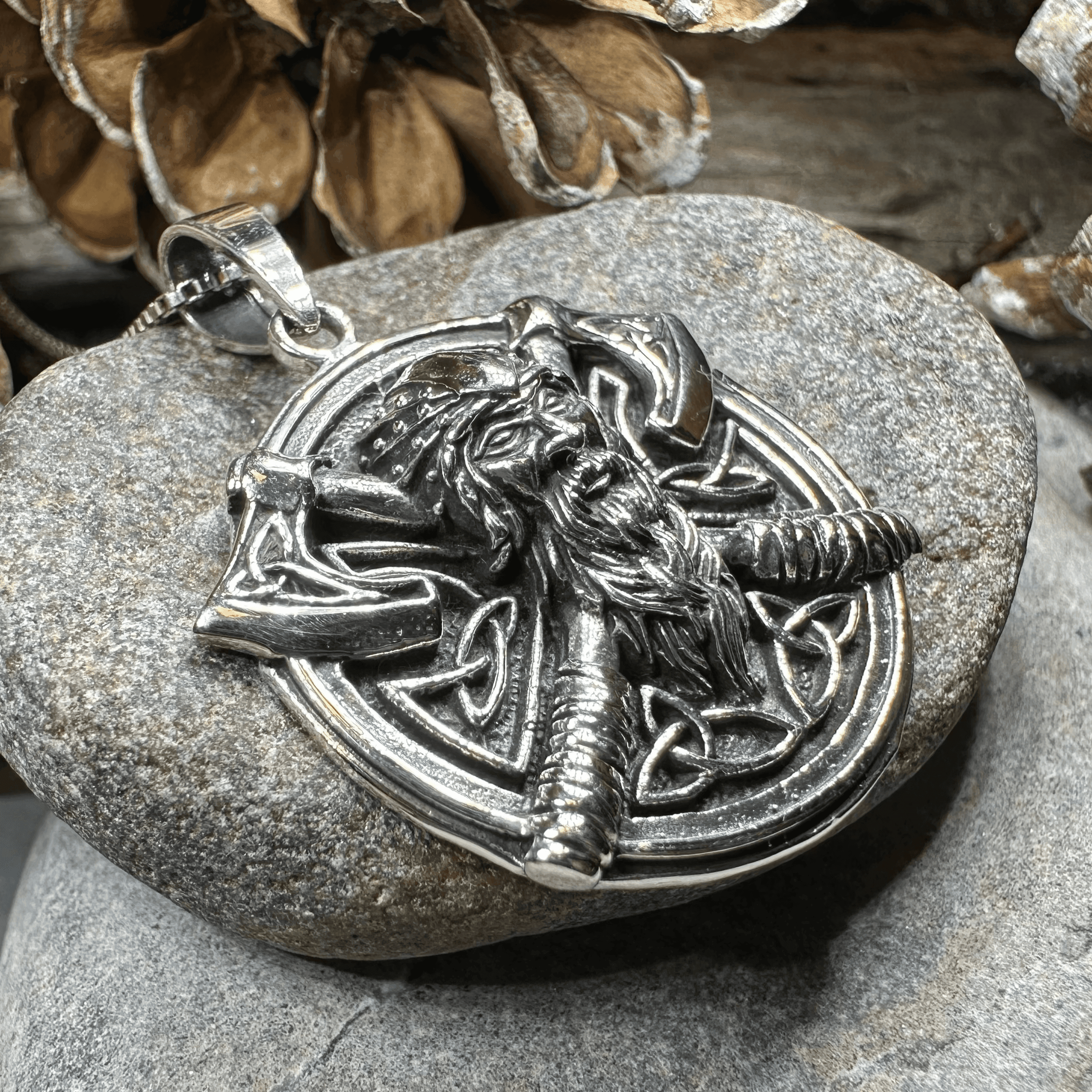 Uthred Viking Warrior Necklace - 18