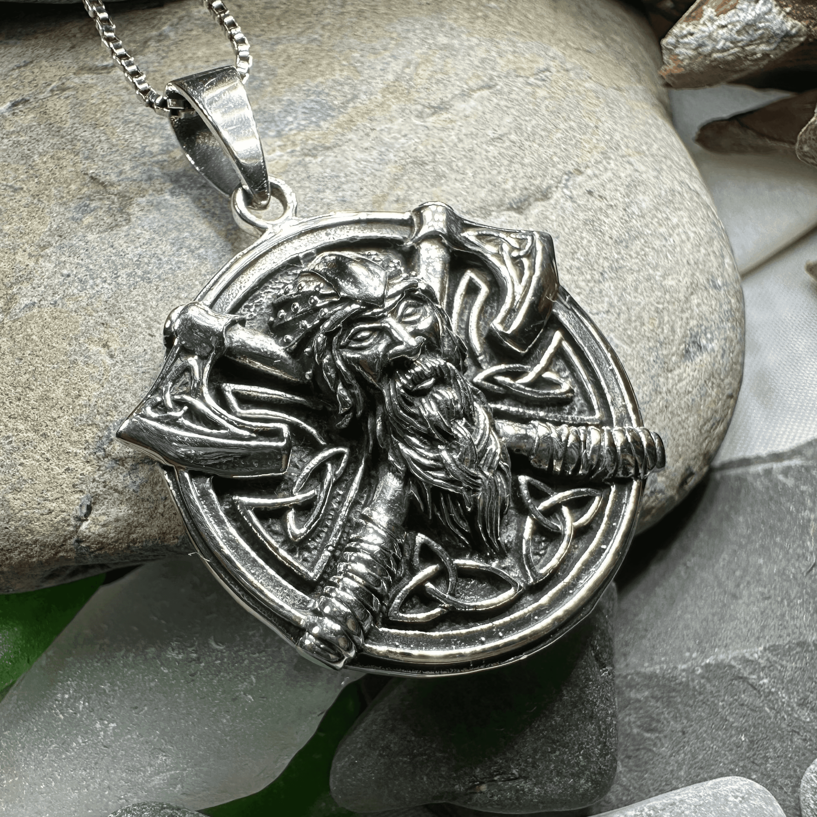 Uthred Viking Warrior Necklace - 18