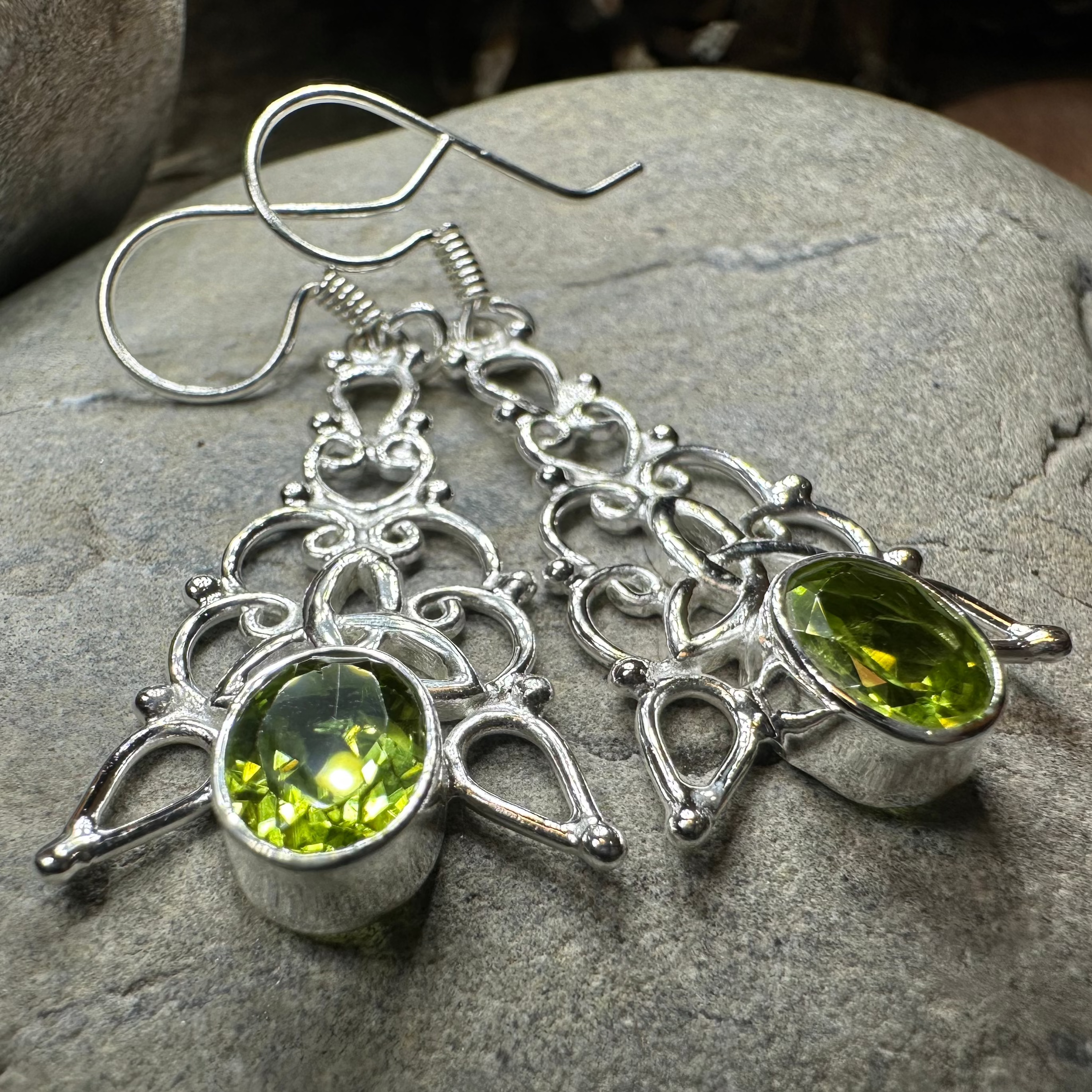 Angeni Trinity Knot Earrings