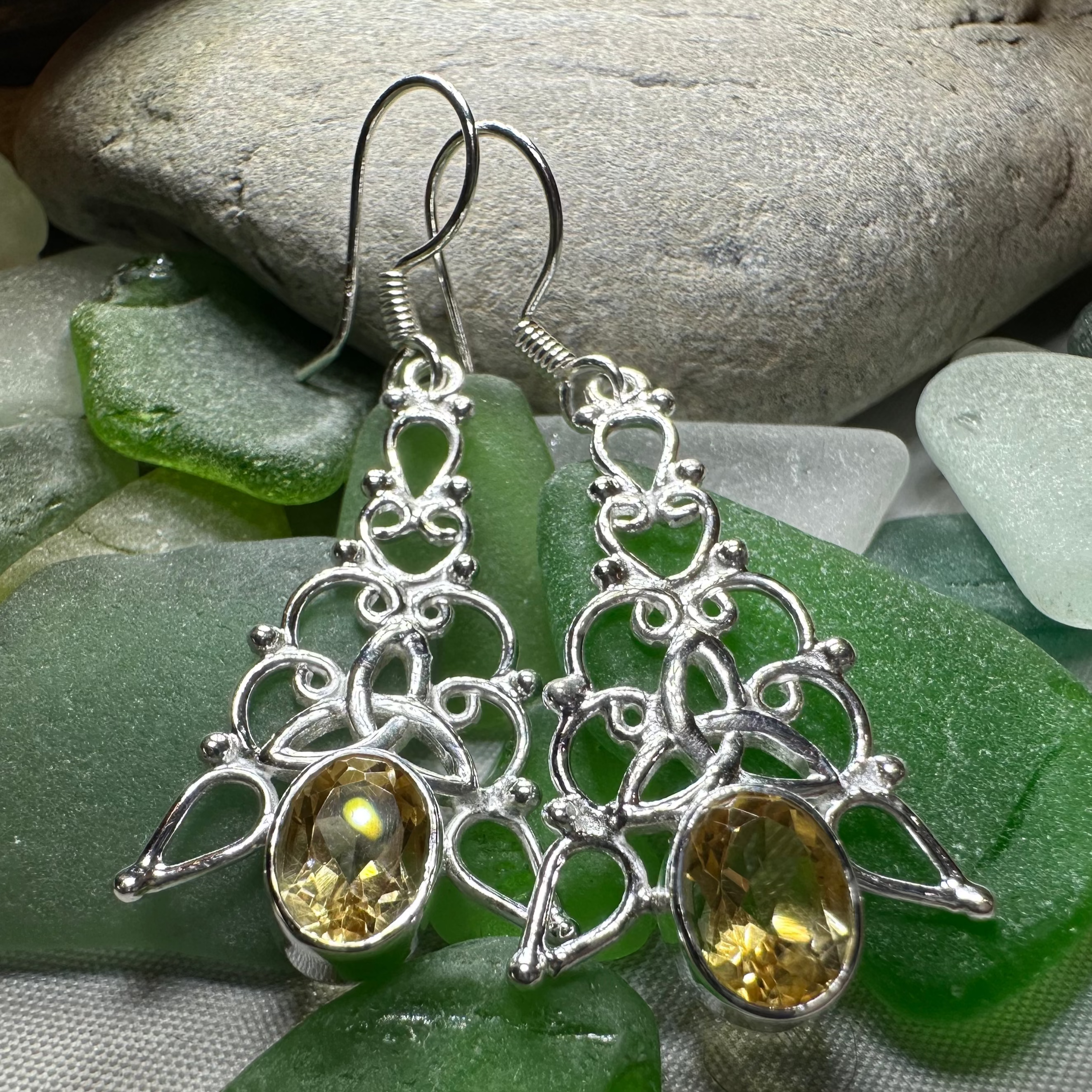 Angeni Trinity Knot Earrings