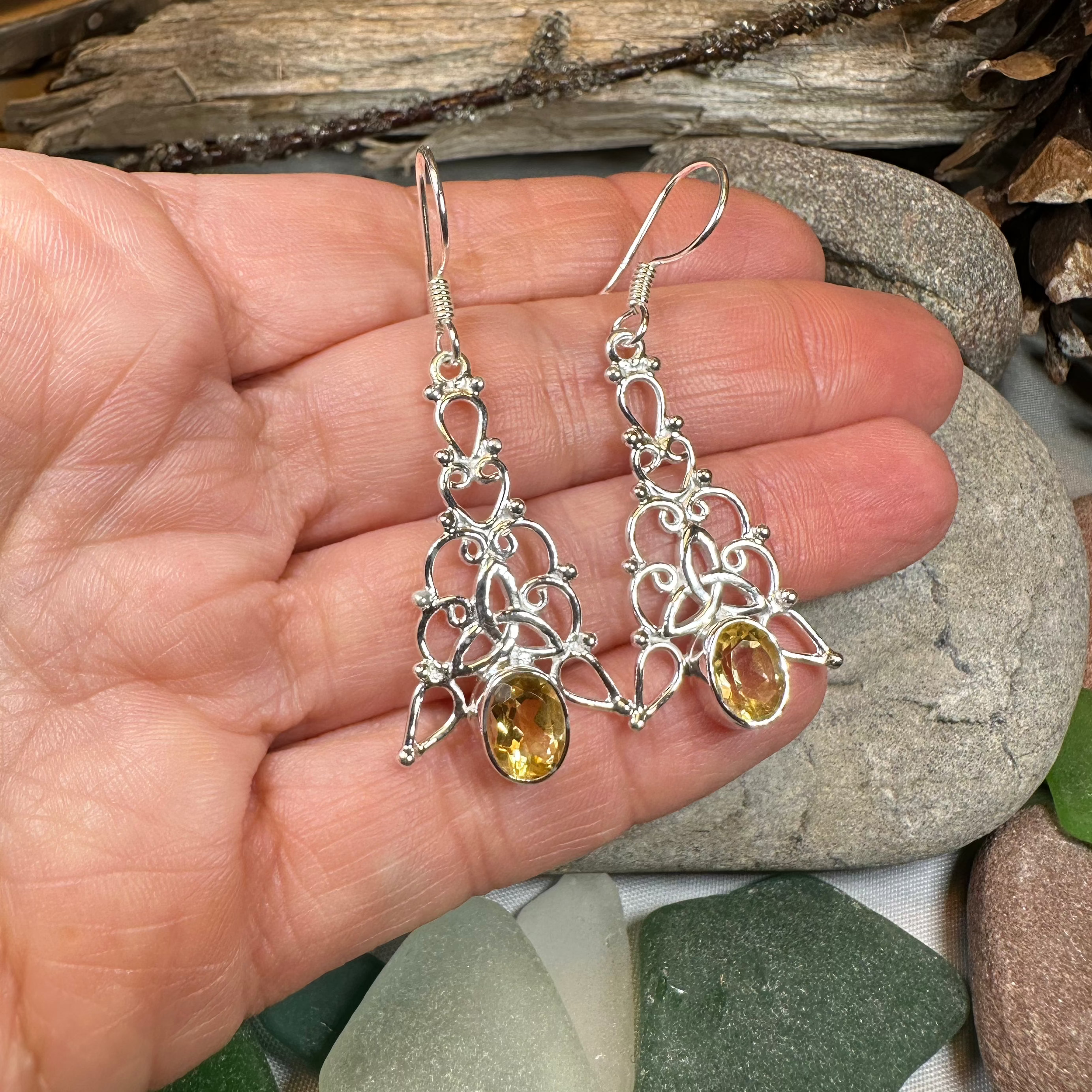 Angeni Trinity Knot Earrings