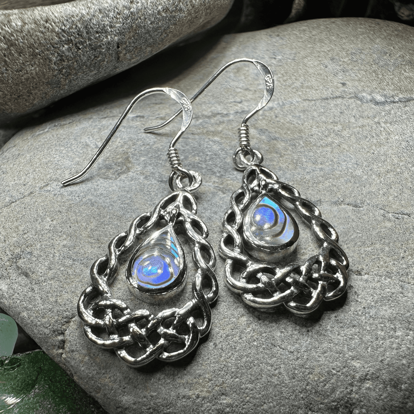 Lucretia Celtic Knot Earrings - Mother of pearl