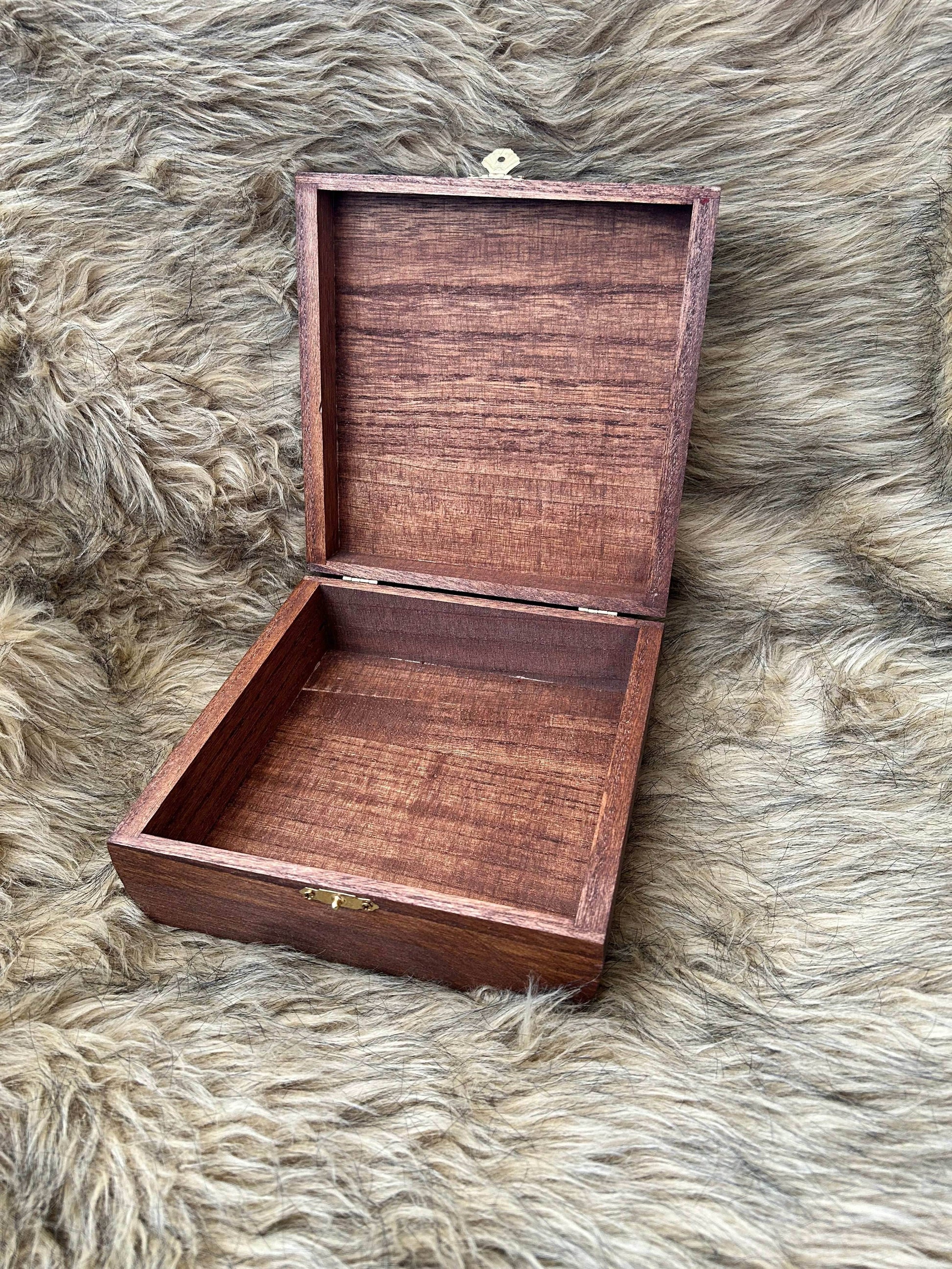 Troll Cross (aka Trollkors) Box - 