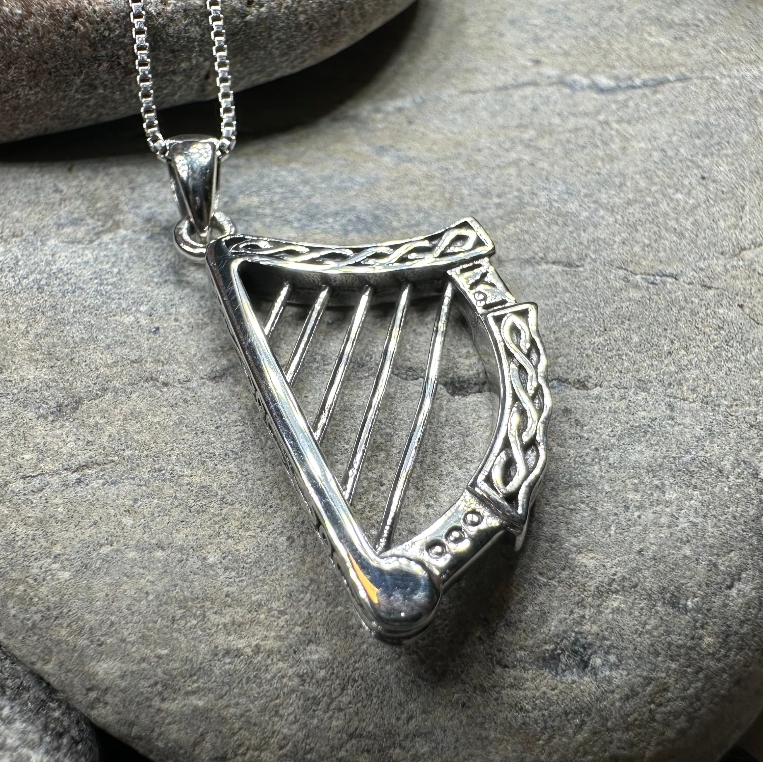 Torlogh Celtic Harp Necklace