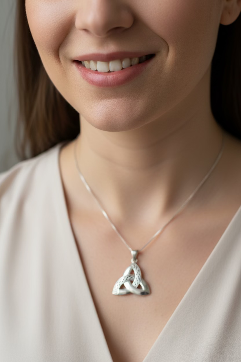 Vafara Triquetra Knot Necklace