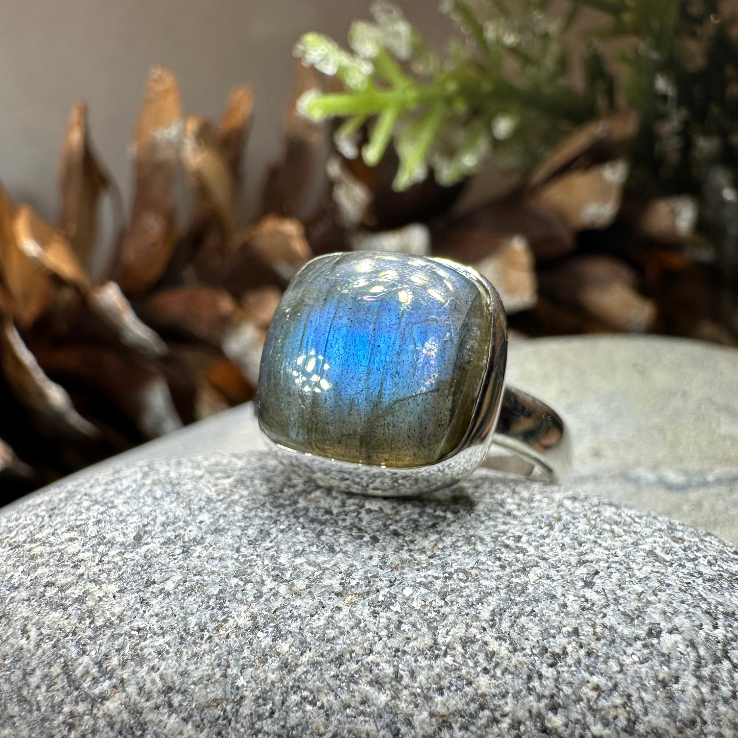 Celtic Twilight Labradorite Ring