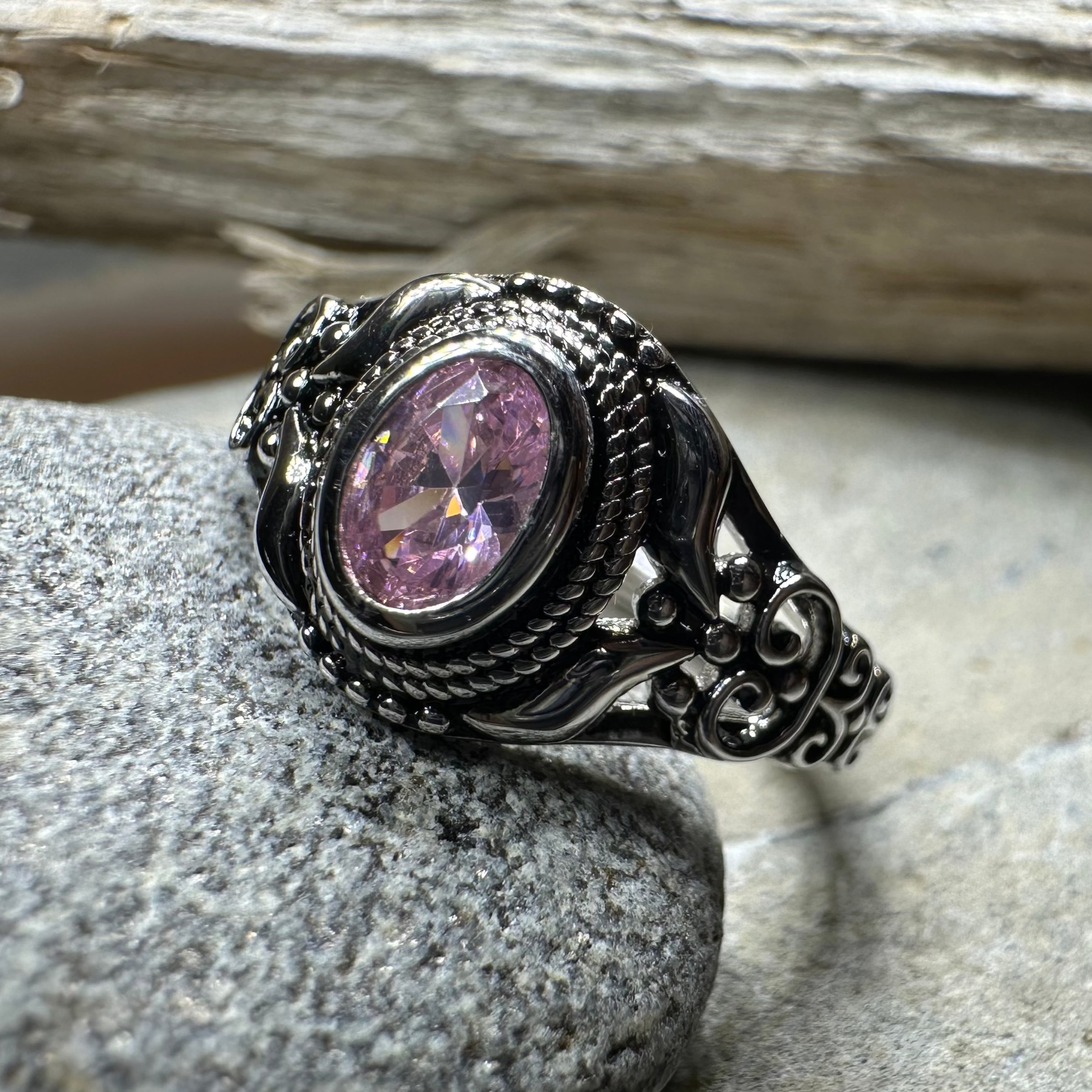 Romantic Celtic Knot Ring