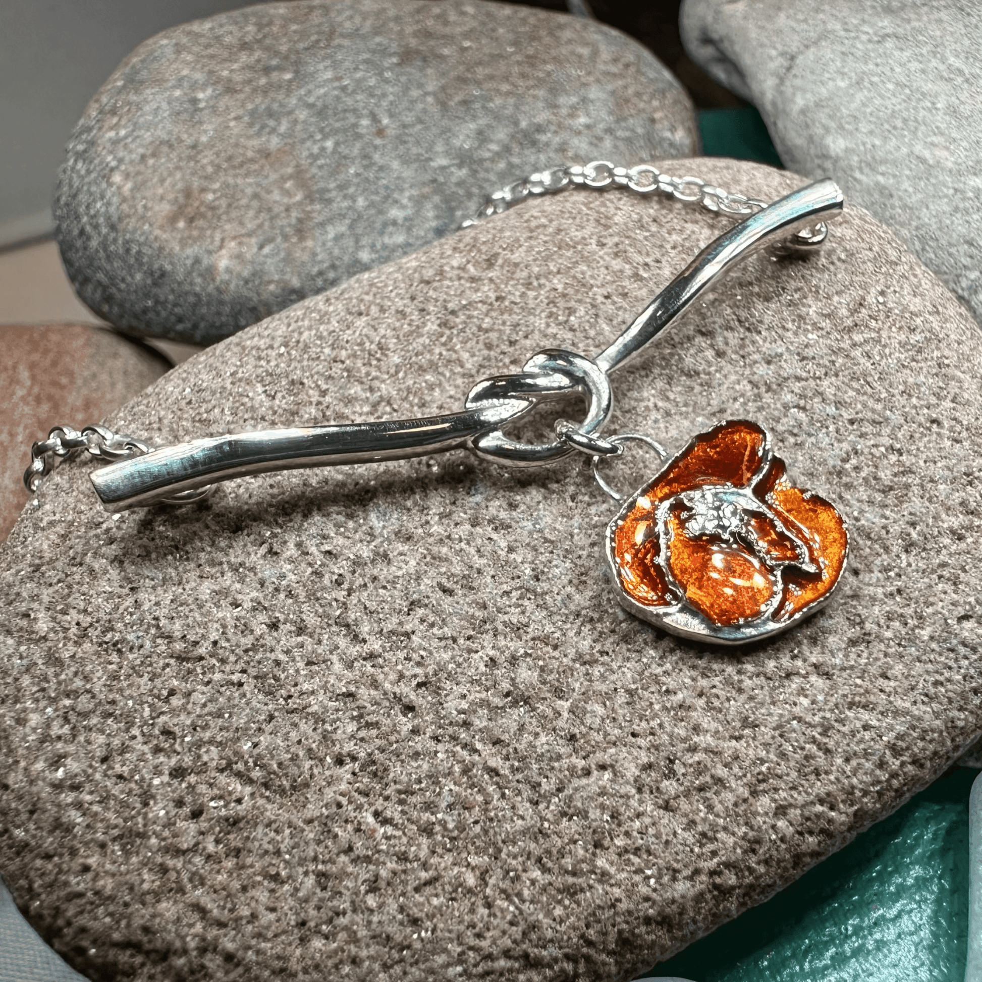 Poppy Flower Necklace - 18