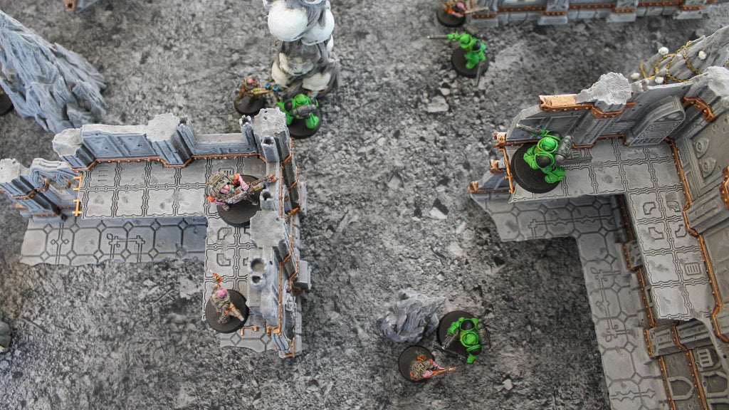 Urban Ruins - Neoprene Battle Mat - Warhammer, AoS, 40K, Kill Team, MCP, Shatterpoint, Legion, Deadzone, More - 22x30