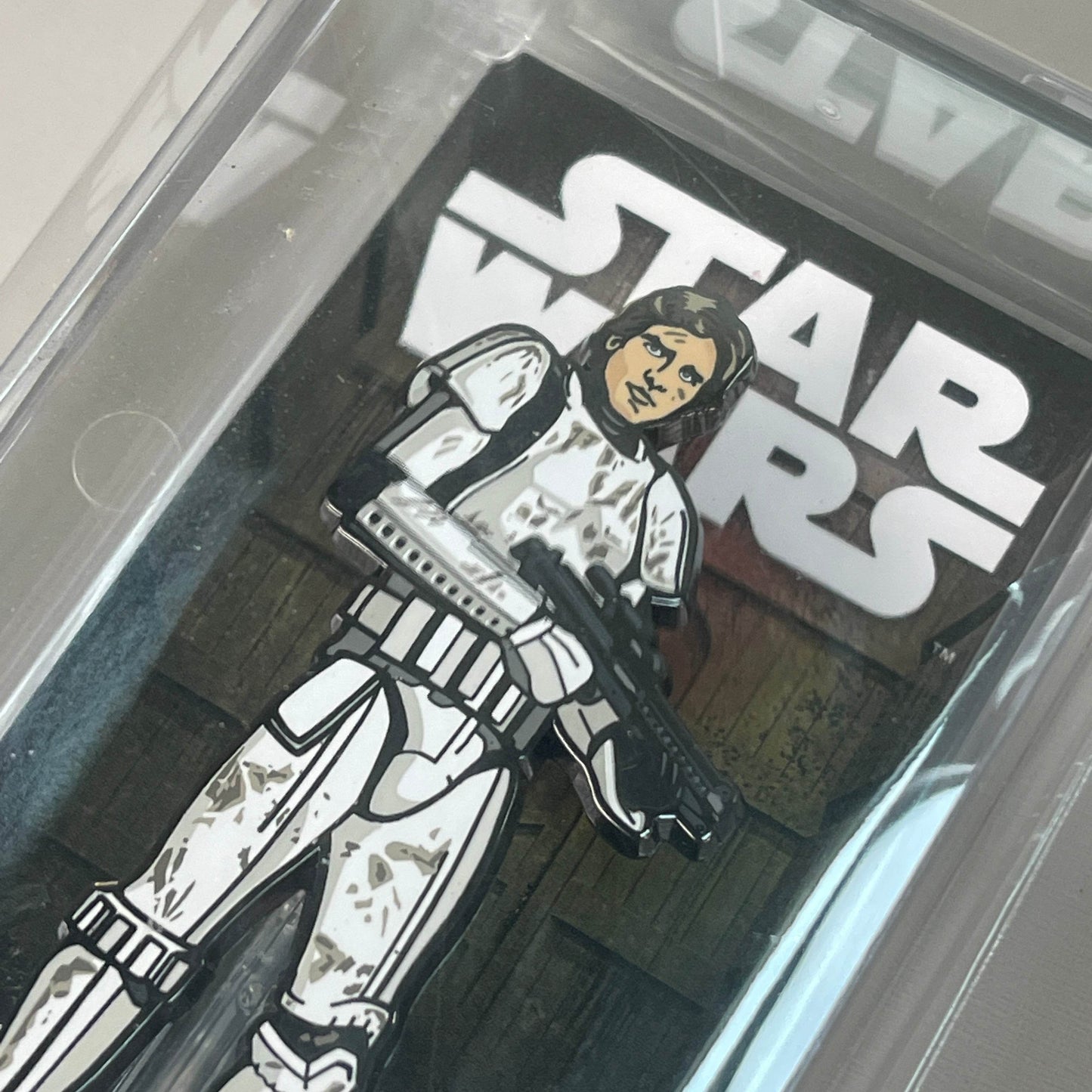 FIGPIN / DISNEY Han Solo Star Wars A New Hope Comic Con Logo Pin 833 (Locked New) - 