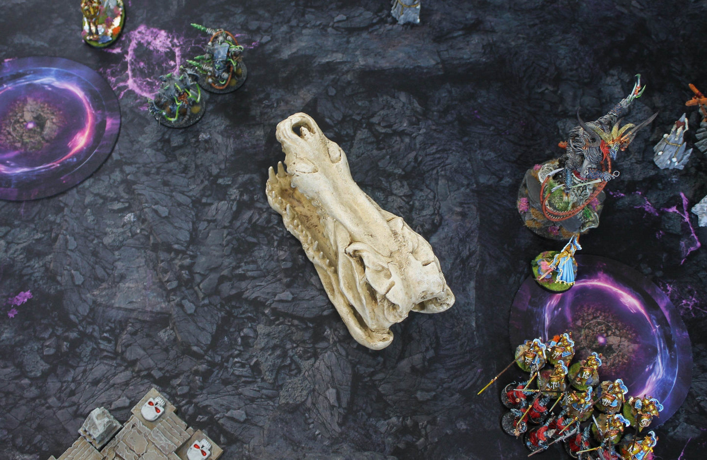 Tainted Cavern - Neoprene Battle Mat - Warhammer, AoS, 40K, Kill Team, MCP, Shatterpoint, Legion, More - 44x60