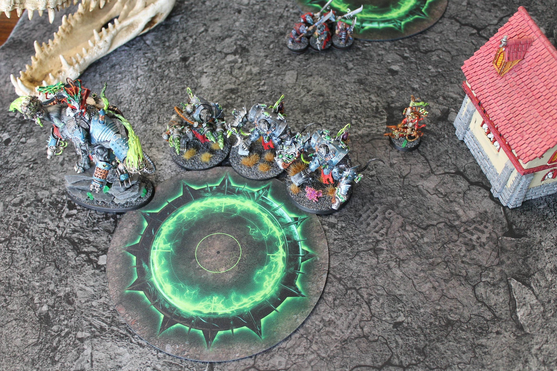 Warhammer 40k and AoS4 Neoprene Objective Markers - Green and Flaming Portal - Set of 6