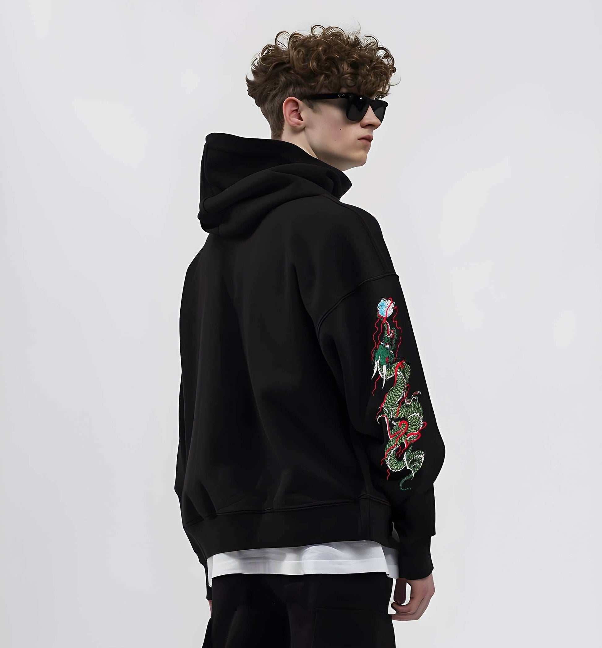 KH9005 Green Dragon Embroidery Hoodie - Black / S