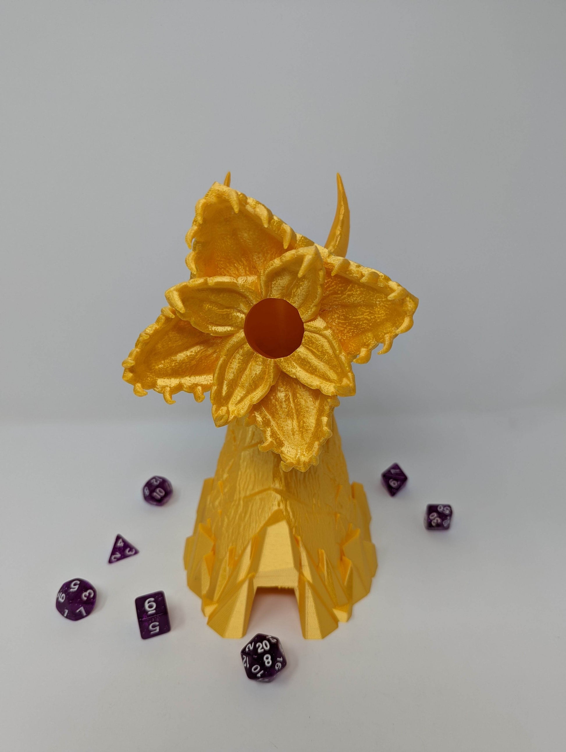 Moon Worm Dice Roller - Tier 1 / Large Tray