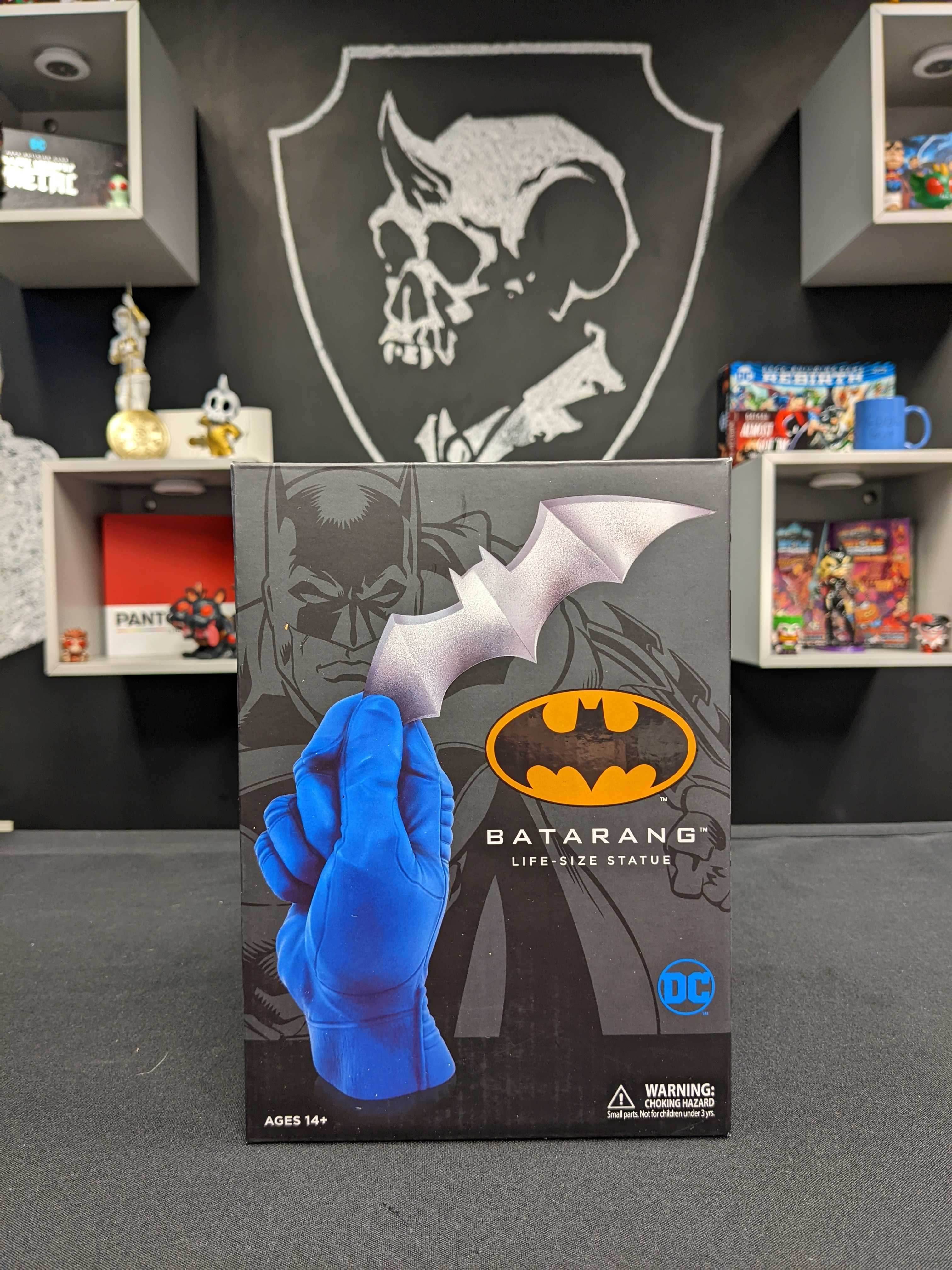 Batman Batarang Statue - 