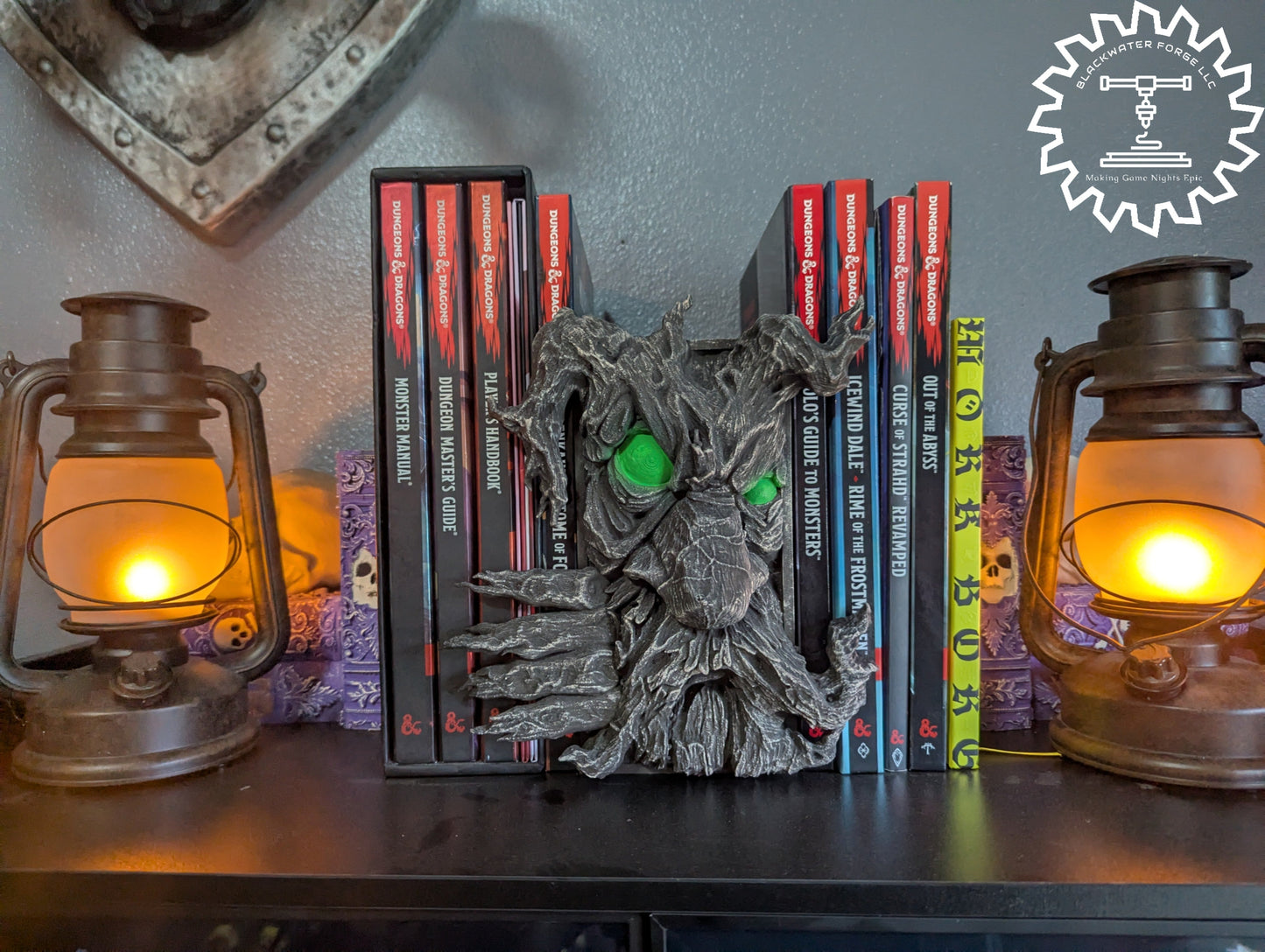 Treant 3D Printed Book Nook- Miniatures of Madness- Bring your bookshelf to life with the Treant Book Nook!