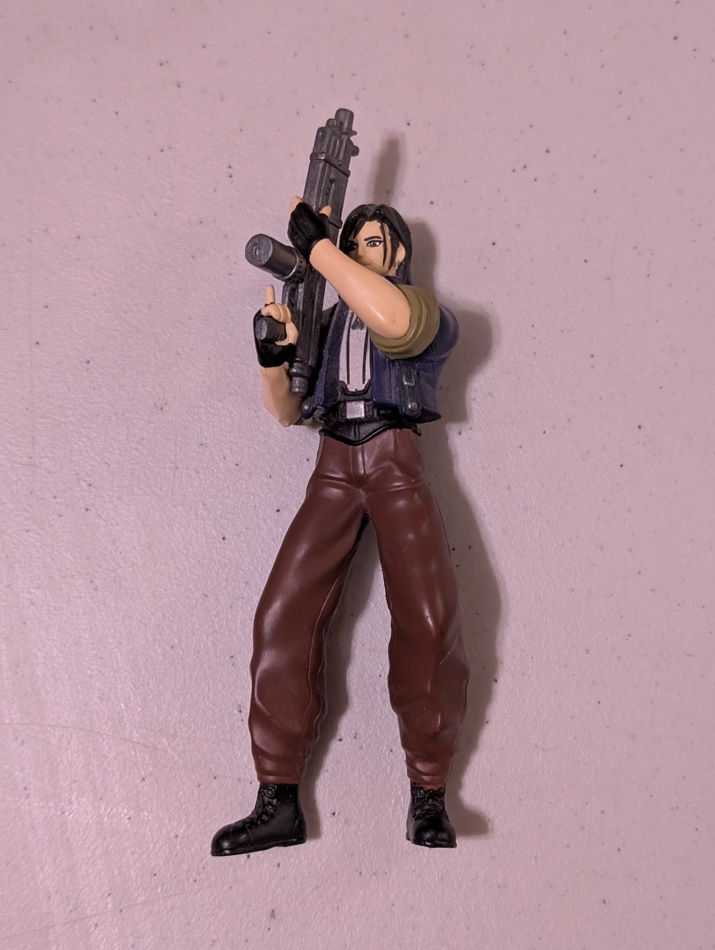 LAGUNA LOIRE with weapon   1999 FINAL FANTASY VIII DELUXE FIGURE SQUARE ENIX (Action Figure, SciFi/Fantasy, Collectable, Vintage, Loose, Missing Parts/pieces, Incomplete)