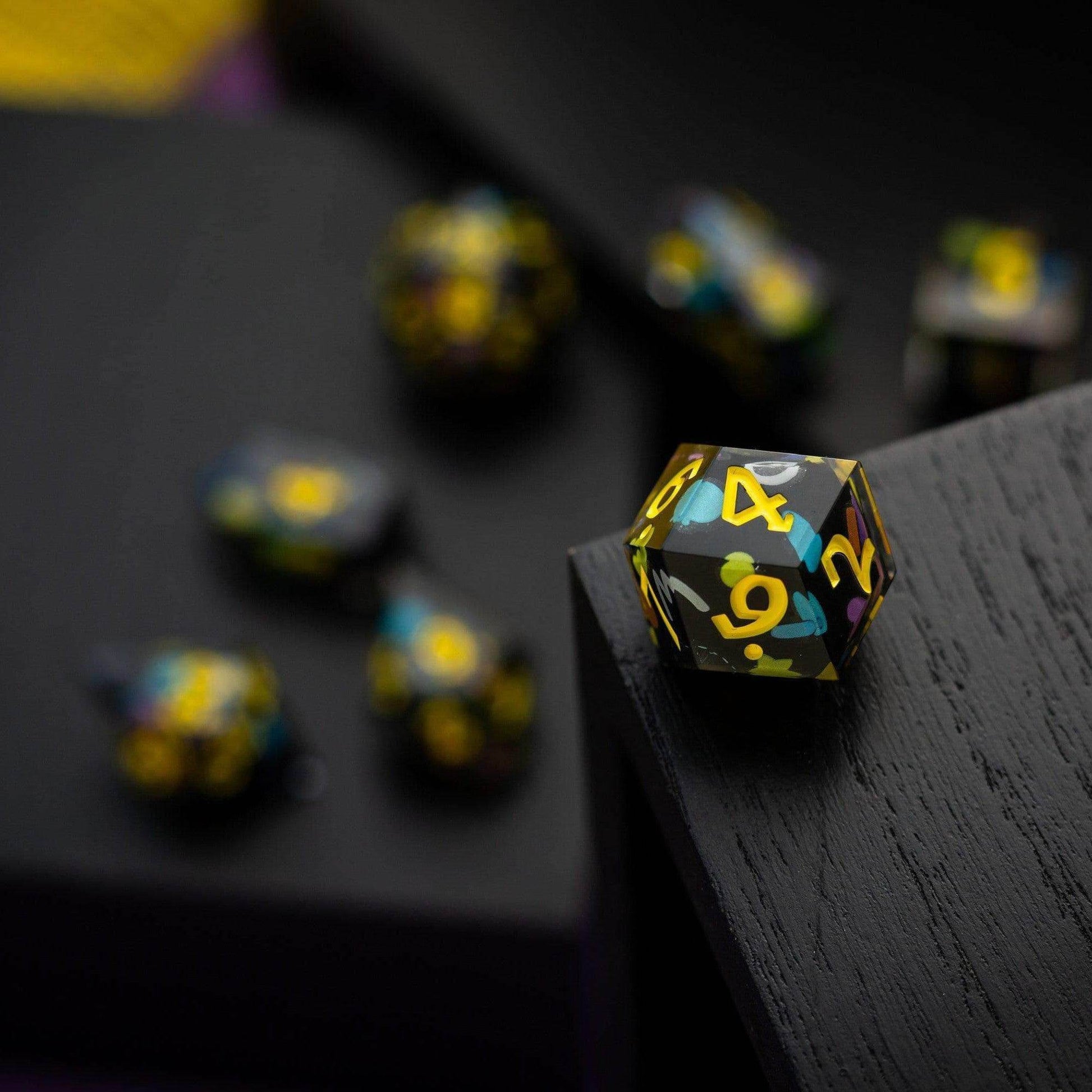 Retro Handmade Resin DND Dice Set - Full Set And Free Dice Box