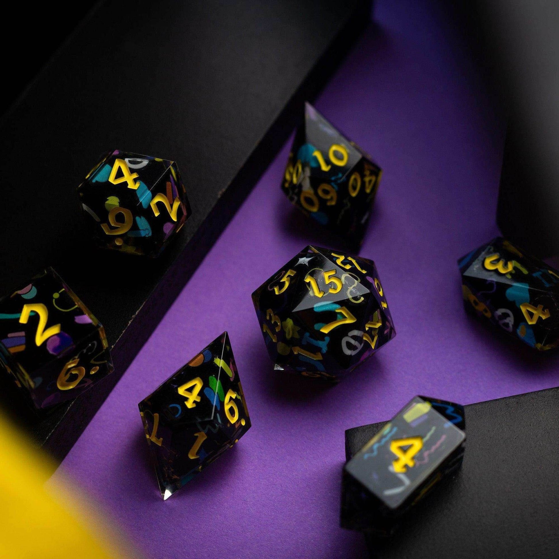 Retro Handmade Resin DND Dice Set - Full Set And Free Dice Box