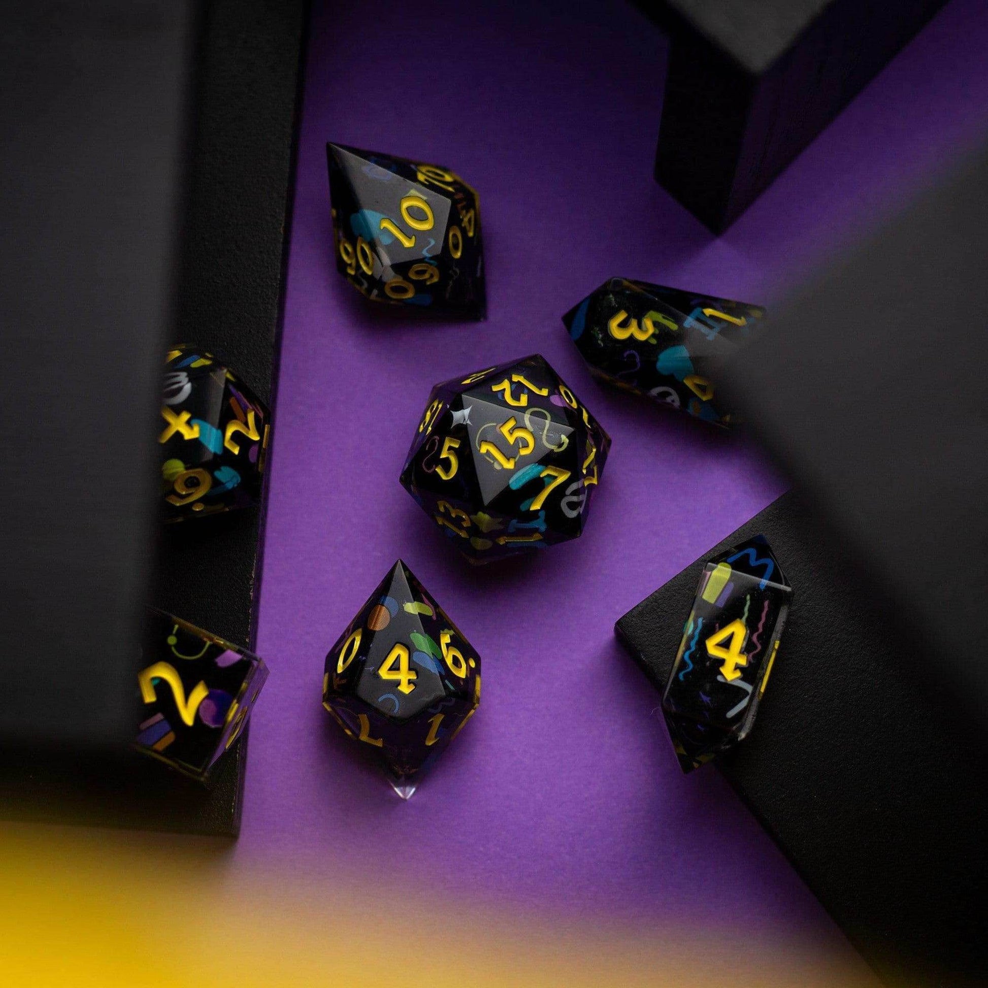 Retro Handmade Resin DND Dice Set - Full Set And Free Dice Box