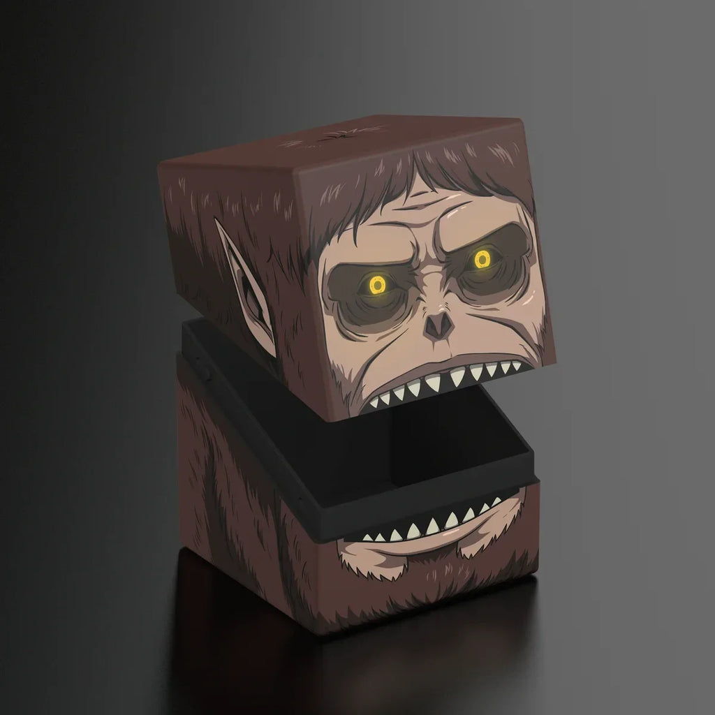 ULTIMATE GUARD: SQUAROE ATTACK ON TITAN