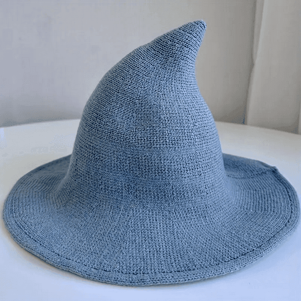 Modern Essentials Witch hat with small point - Gray